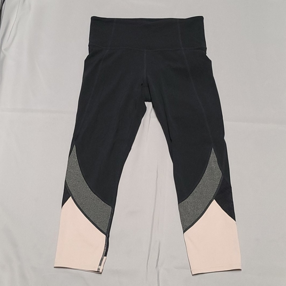 Athleta Pants - Athleta Small Light Pink and Black Capri Leggings